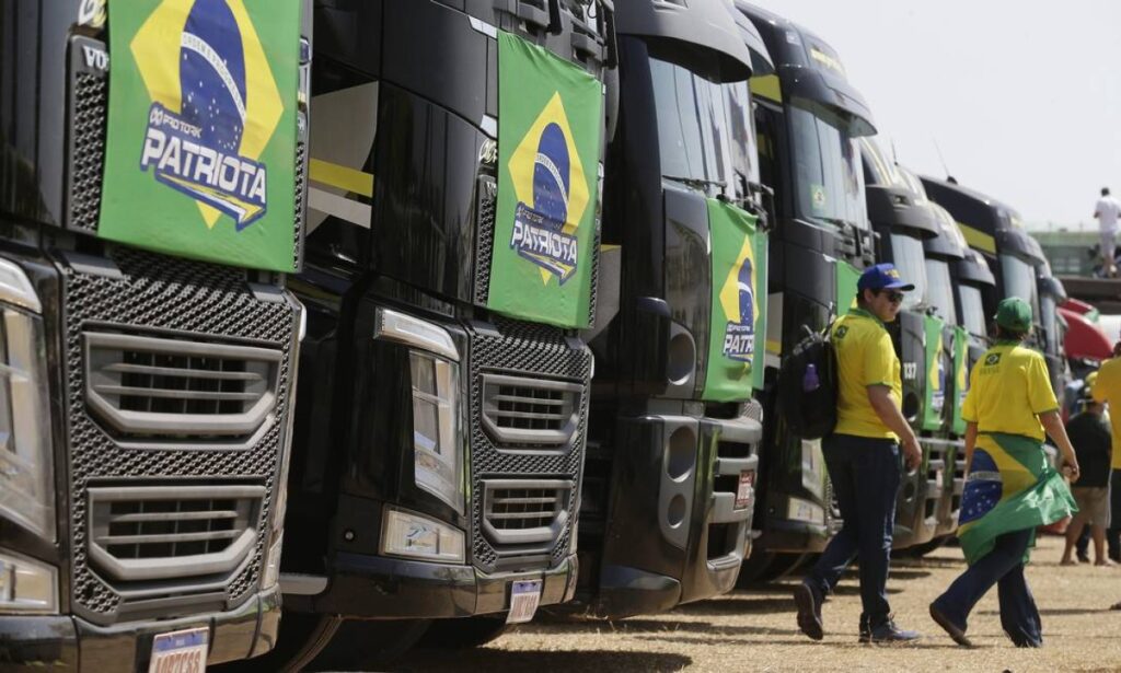 Mais de mil transportadoras confirmam paralisação na semana do dia 30 de Outubro