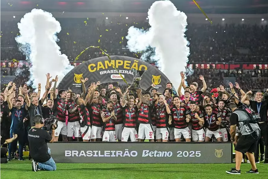 Flamengo no topo e Corinthians com salto grande; veja o ranking da CBF