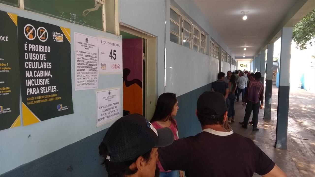 Em Ribas Polícia prende eleitores por fotografar e filmar voto na urna