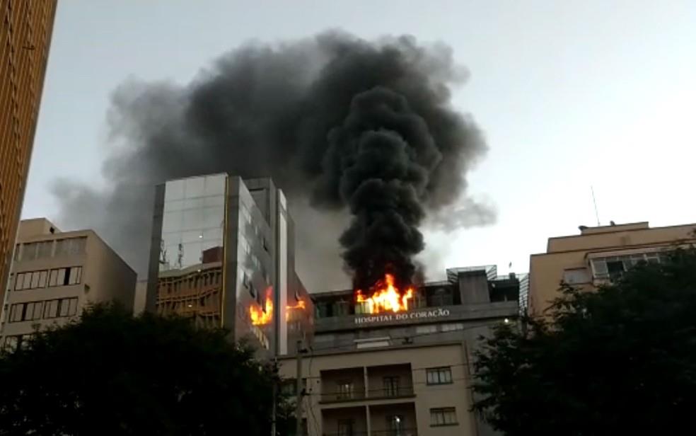 Incêndio atinge Hospital do Coração na Zona Sul de São Paulo