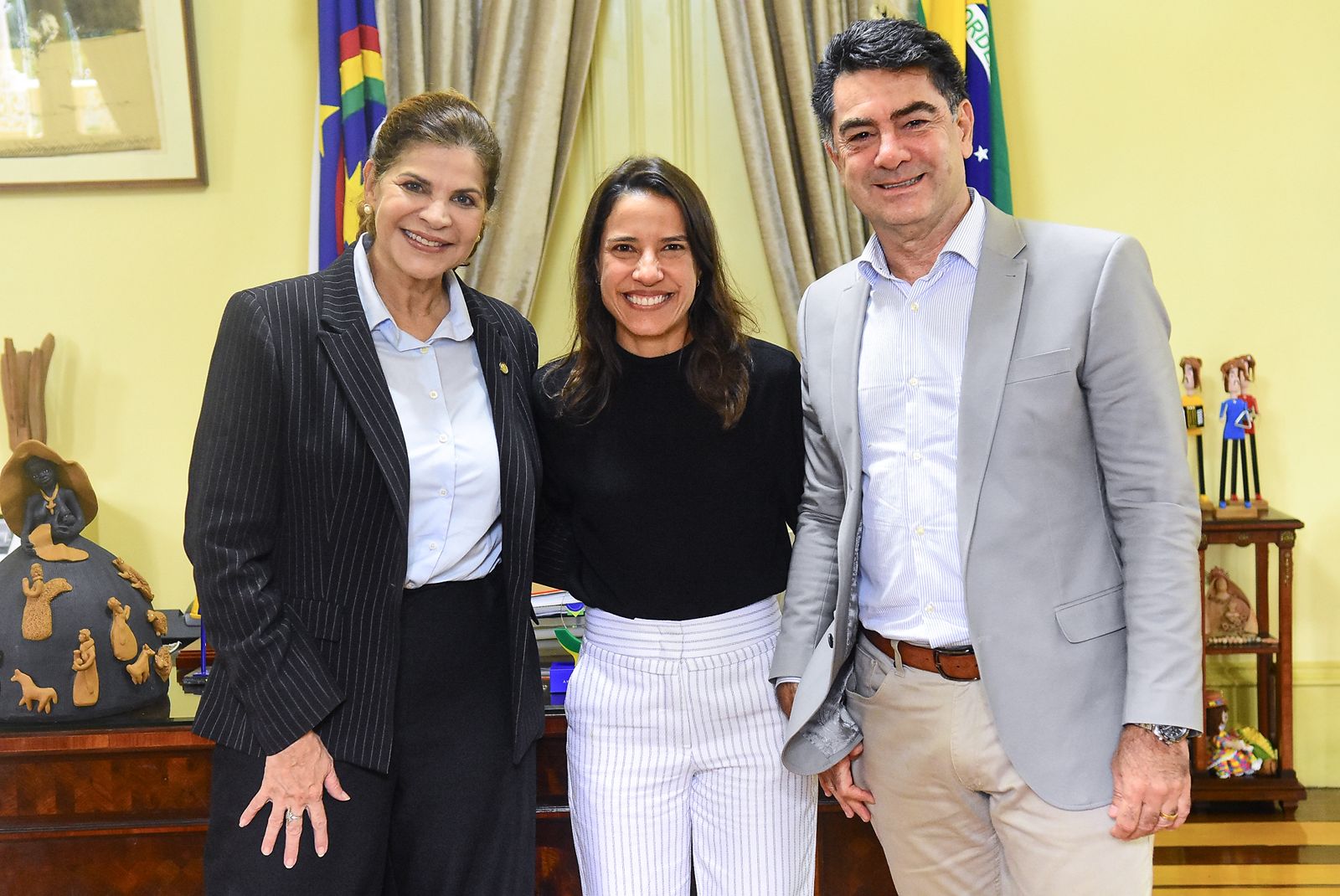 Ao lado da governadora Raquel Lyra, Raimundo e Socorro Pimentel anunciam edital para início das obras de pavimentação da VPE-700