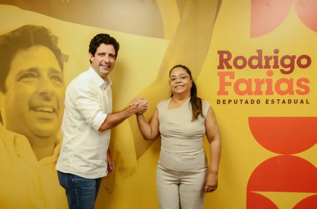 Rodrigo Farias recebe apoio de Helbinha Rodrigues, prefeita mais votada da história de Trindade