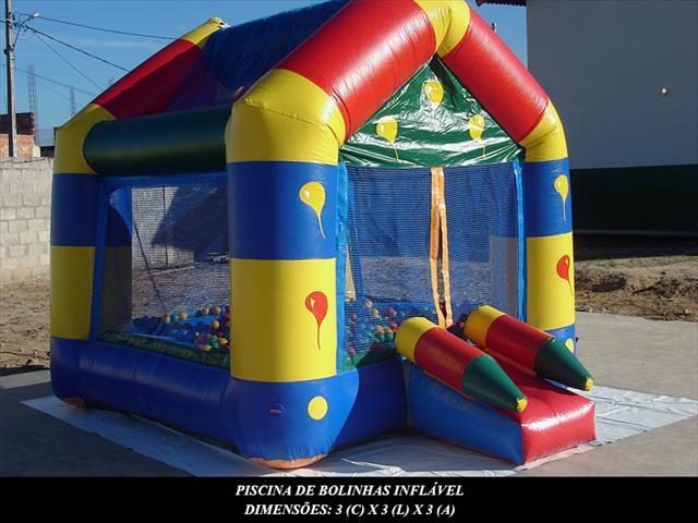 PISCINA DE BOLINHA