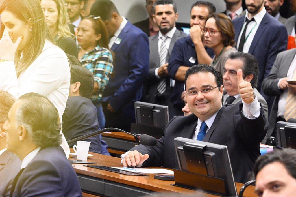 Fábio Trad novamente é um dos líderes de pesquisa de opinião que avalia melhores parlamentares de MS