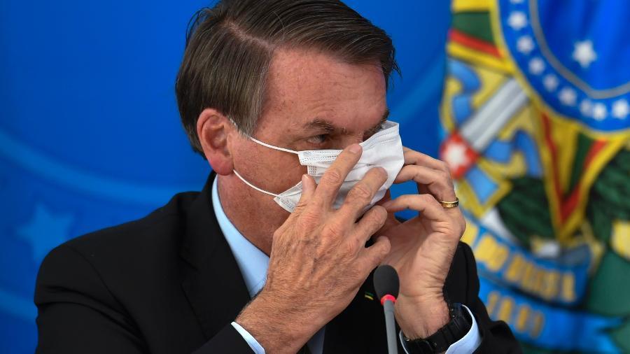 Em meio a tanto sofrimento causado pelo coronavírus, Bolsonaro continua fazendo piada