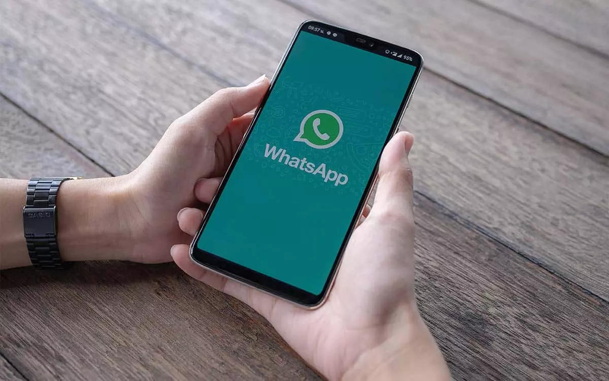WhatsApp vai permitir que usuário oculte que está online,