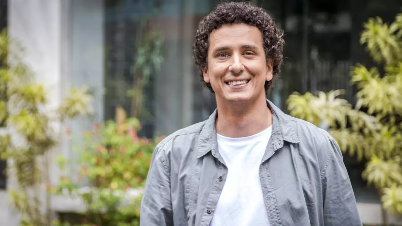 Rafael Portugal volta apresentar programa na Globo