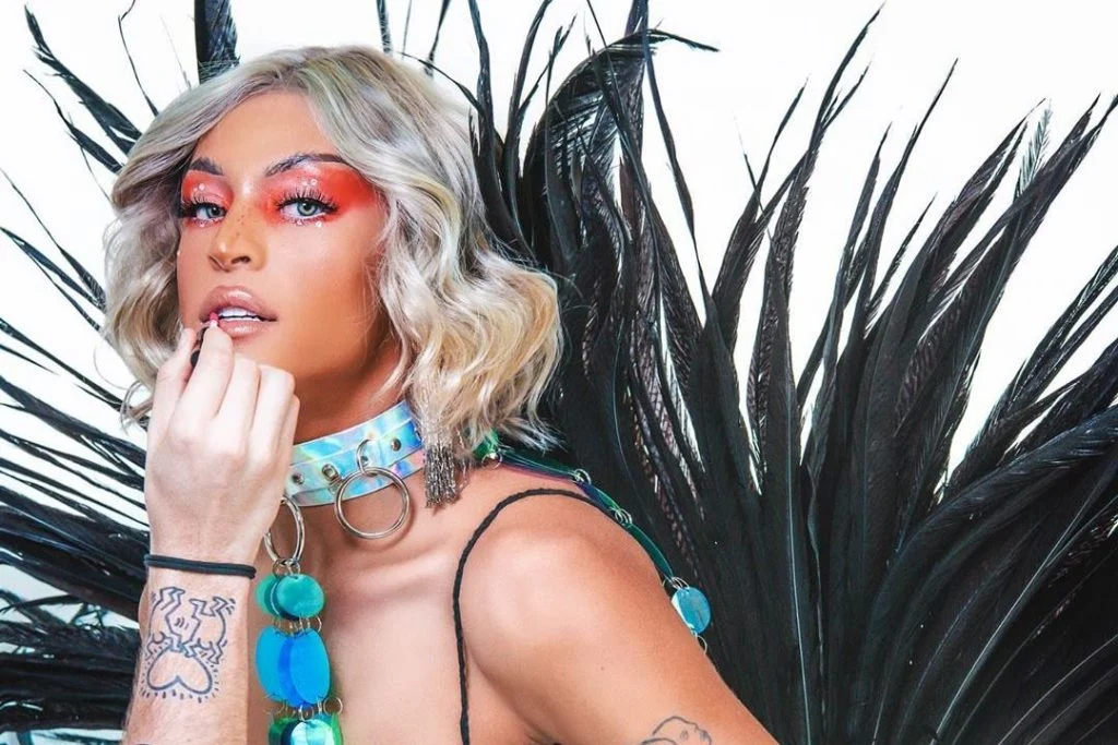 Justiça ordena bloqueio de contas bancárias de Pabllo Vittar