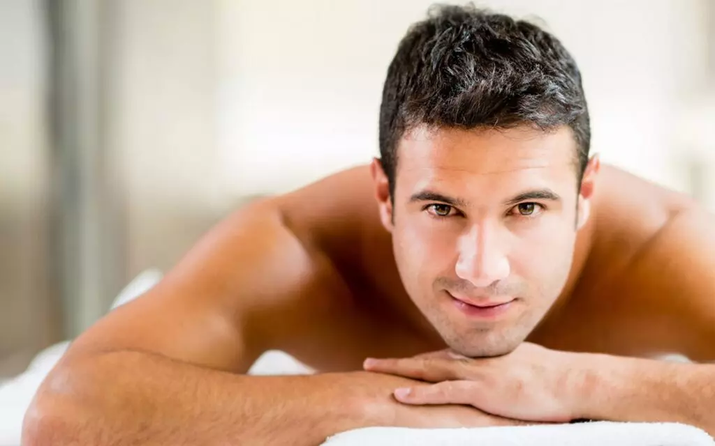 Depilação masculina: Pelos, por que tê-los?