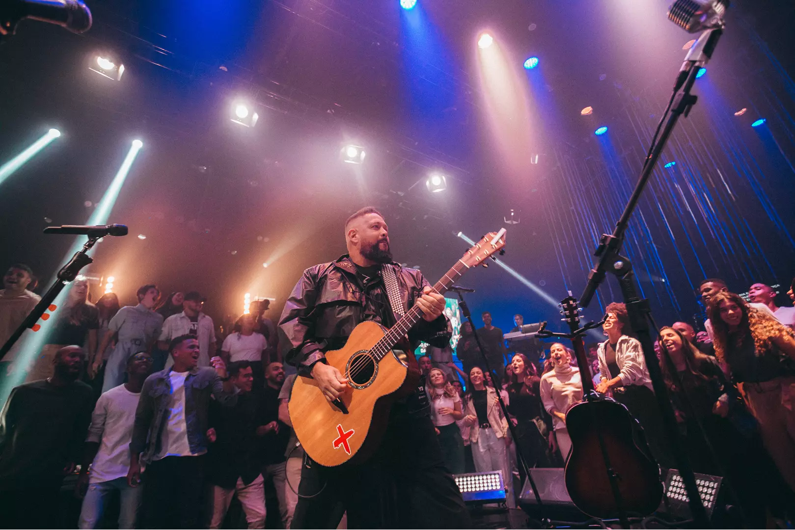 Cantor Gospel Fernandinho realiza live ‘Venha o Teu Reino’ nesta quarta-feira (28) em seu canal do YouTube
