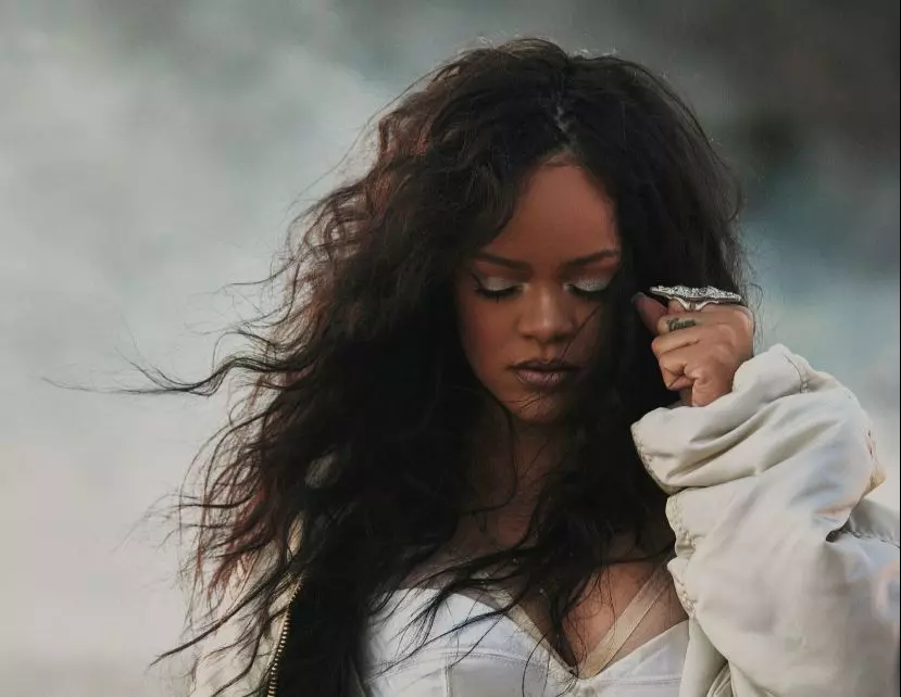 Rihanna lança a inédita “Born Again”, que também faz parte da trilha sonora do filme “Black Panther: Wakanda Forever”