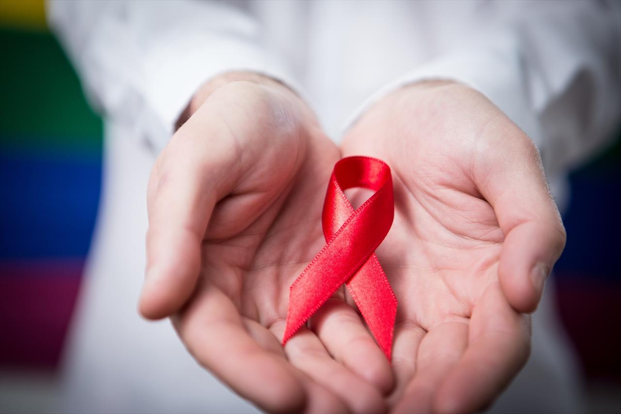 Antirretroviral impede transmissão do HIV em homens gays