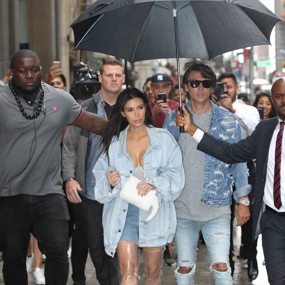 Os looks dos famosos no estilo total jeans