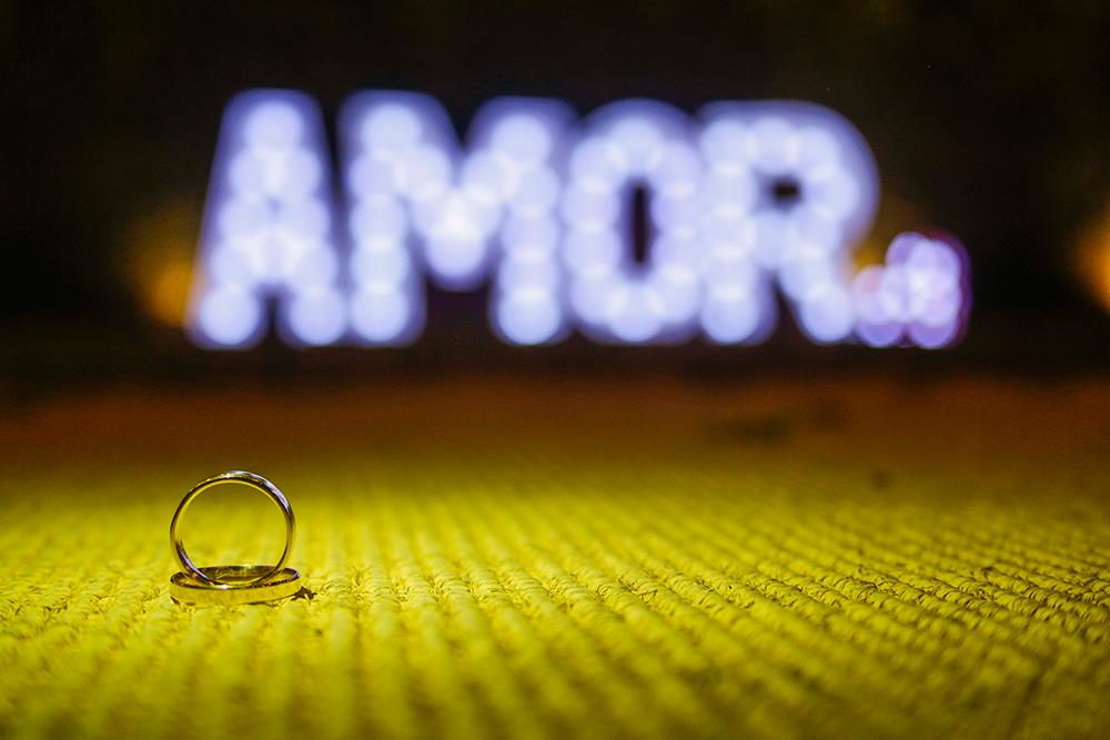 Homem se divorcia sem o conhecimento da esposa (Entenda)