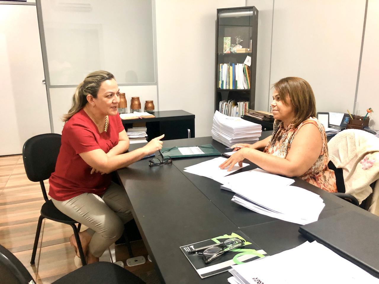 Anny Espínola defende fortalecimento de Rede de Proteção a Crianças e Adolescentes