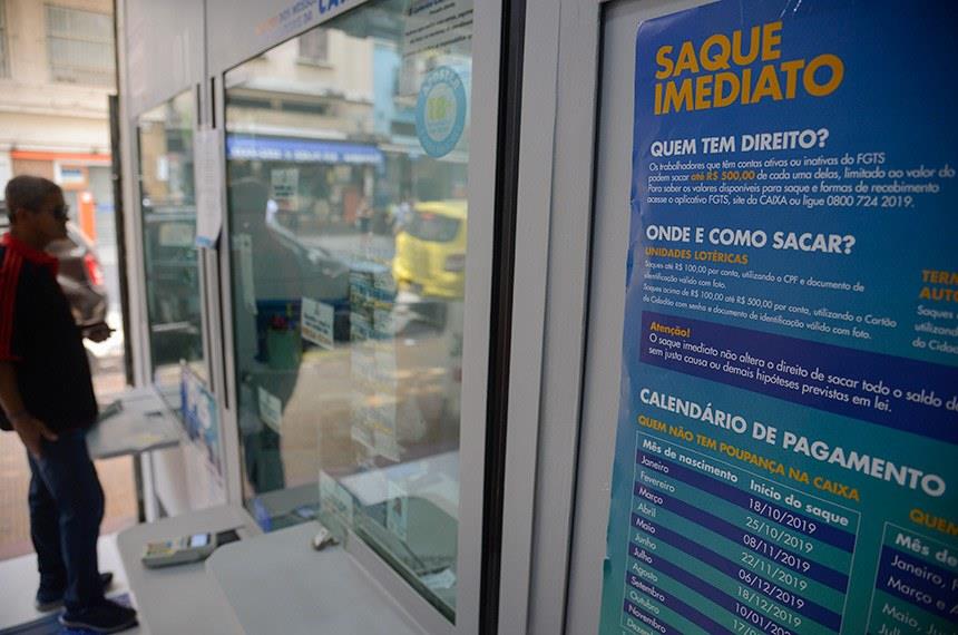 CAS analisa projeto que permite saque do FGTS para quem completar 60 anos