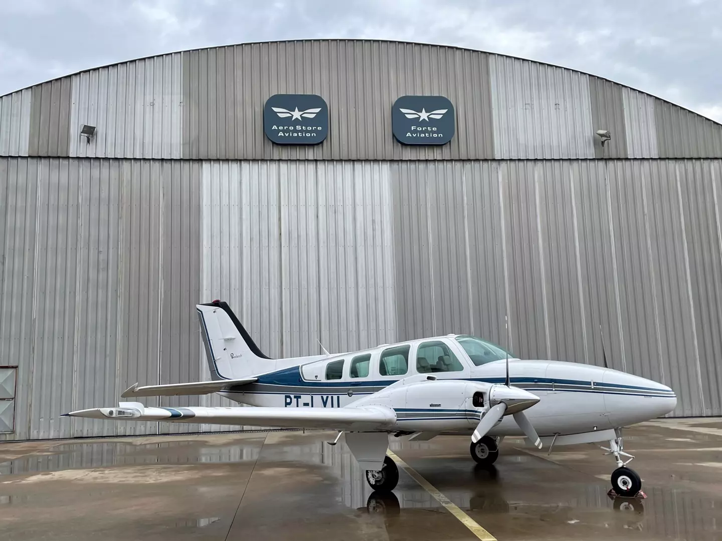 1990 BEECHCRAFT BARON 58