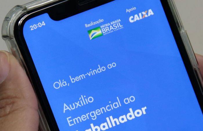 Pagamento da 2ª parcela do auxílio emergencial começa na semana que vem, diz ministro