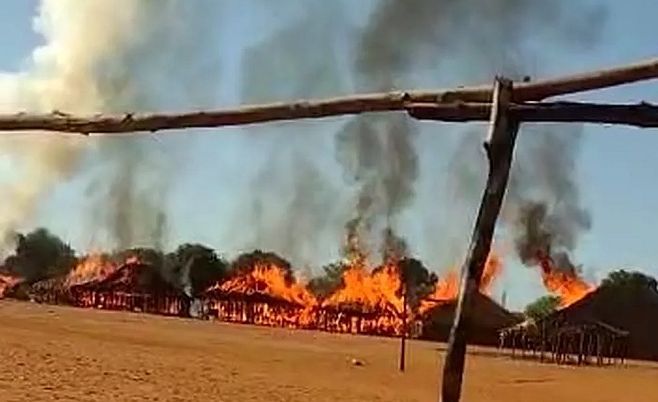 Incêndio destrói casas indígenas em aldeia de Ribeirão Cascalheira
