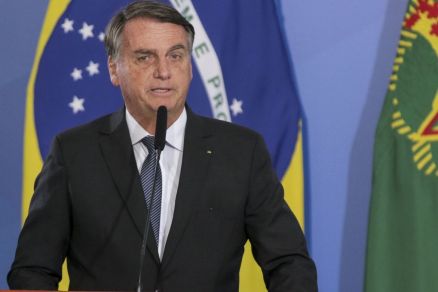 Bolsonaro recebe Moraes e diz que vai em sua posse no TSE