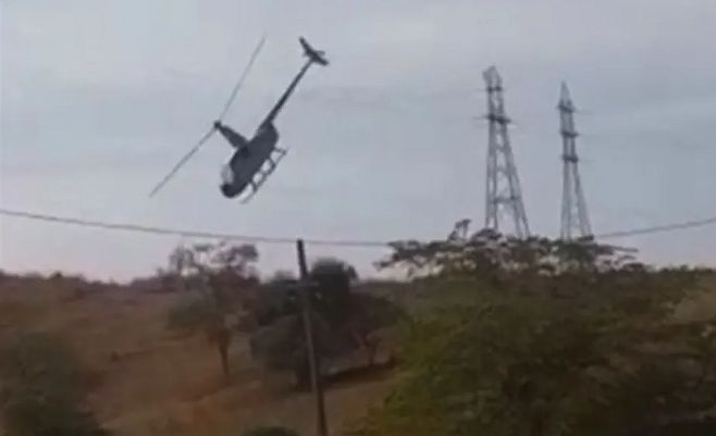 Helicóptero com deputado federal e vice-prefeito cai em Minas Gerais; vídeo