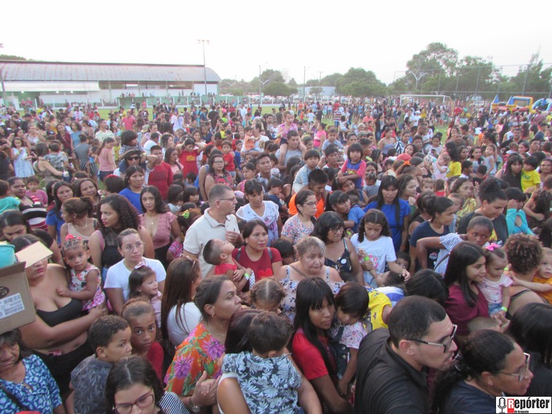 Estádio Municipal de São Félix do Araguaia lota em comemoração a 4ª edição da Cidade da Criança