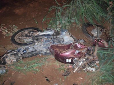 Três pessoas ficam gravemente feridas, após colisão entre motocicletas em São Félix do Araguaia