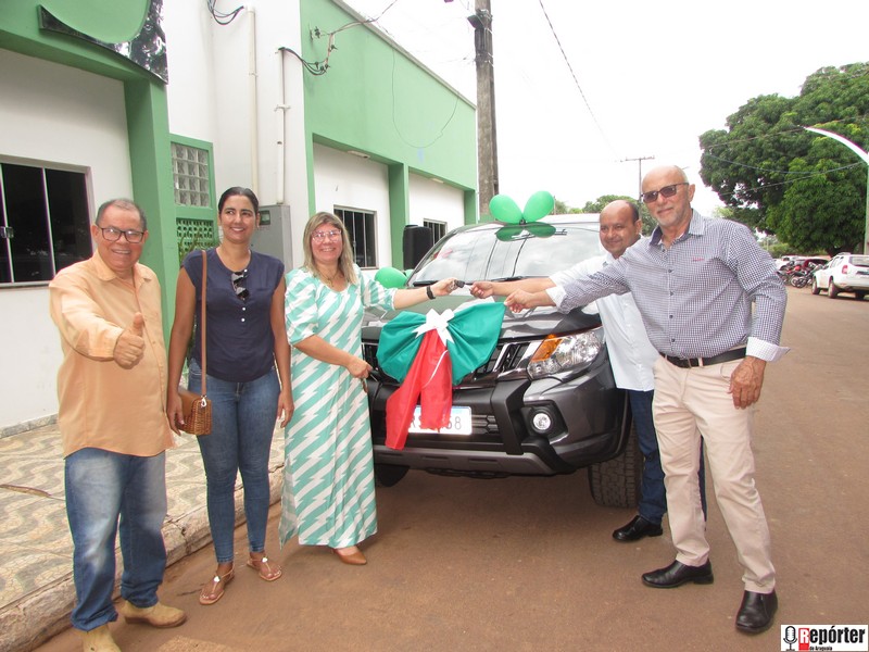 Prefeitura de São Félix do Araguaia adquire três novos veículos com recursos próprios, para atender as secretarias da Saúde, Administração e Meio Ambiente