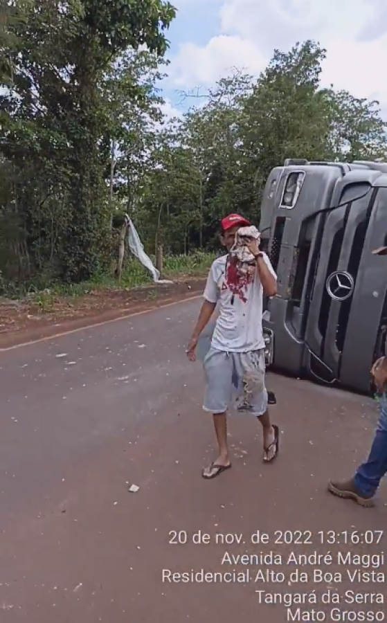 Em vídeo, protestante diz que acidente foi 'castigo de Deus' para caminhoneiro