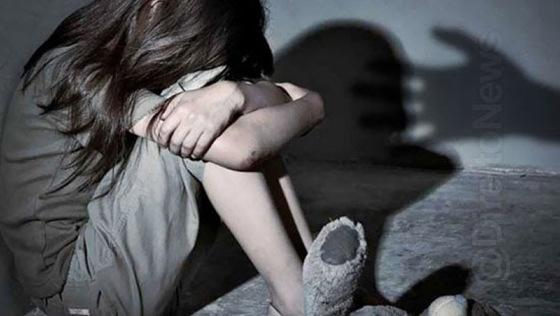 Homem abusa de menina de 10 anos em almoço com família e amigos