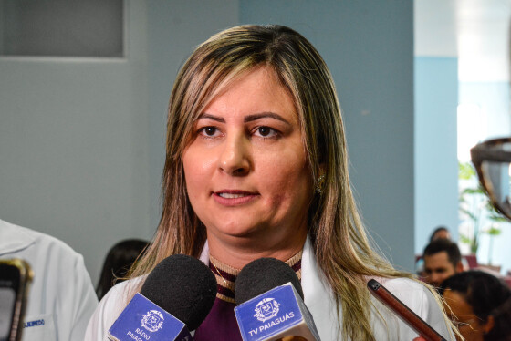 Intervenção pede que TCE obrigue prefeitura a passar R$ 100 milhões por mês à Saúde
