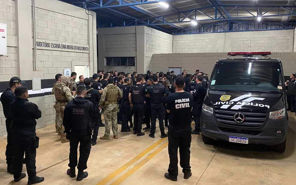 Grupo preso em Goiás, Tocantins e Piauí por aplicar o golpe do novo número causou prejuízo de R$ 200 mil em mais de 30 vítimas, diz polícia