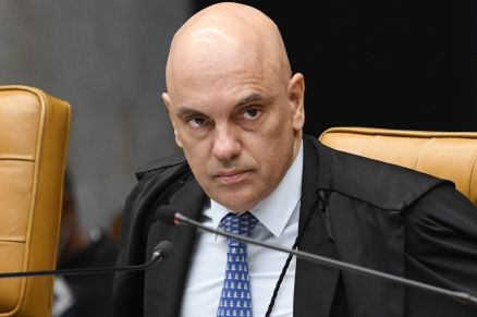 Moraes vota contra marco temporal; Mendonça adia definição