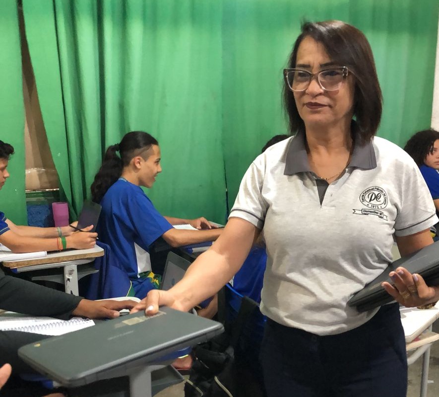 Professores destacam investimento do Estado na Educação; ‘melhorou para o estudante e para o professor’