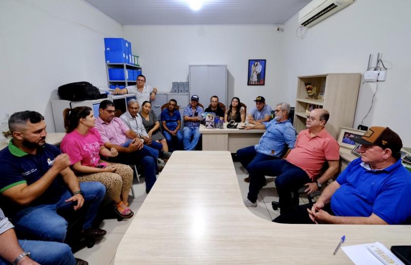 Dr Eugênio visita Confresa e se reúne com pré-candidatos a prefeito do município