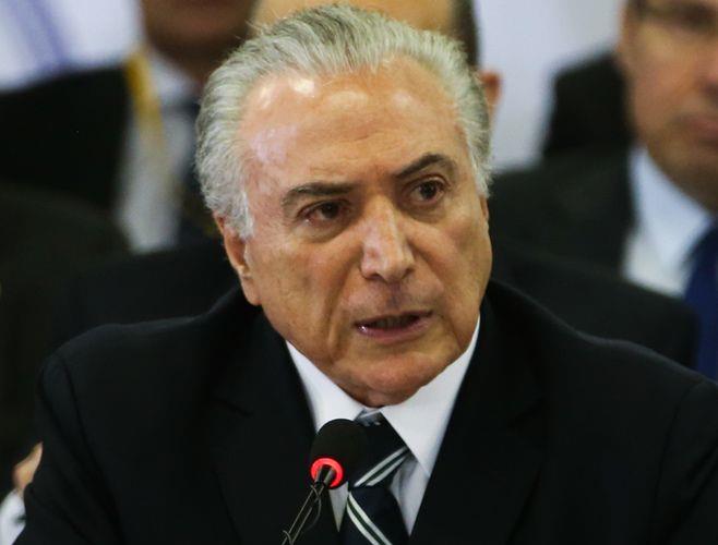 Temer se entrega à Polícia Federal em São Paulo