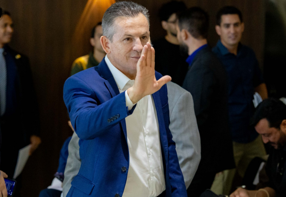 Não me meto, diz Mauro sobre debate de deputados por nome do Hospital Central