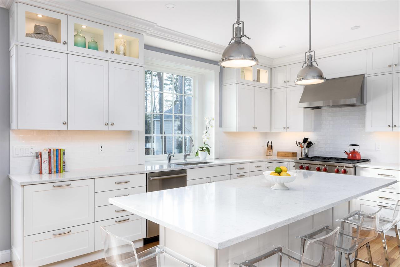 Kitchen Cleaning Tips To Make <br> Your Kitchen Look Brand New