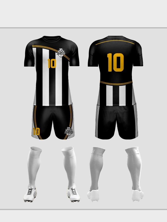 Uniforme preto e branco com detalhes em dourado