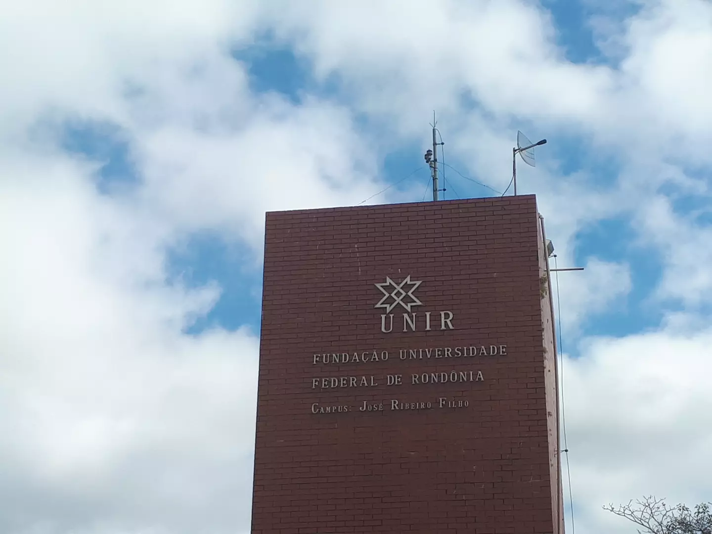Justiça cancela matrícula de acadêmico da Unir que se passou por indígena para garantir vaga
