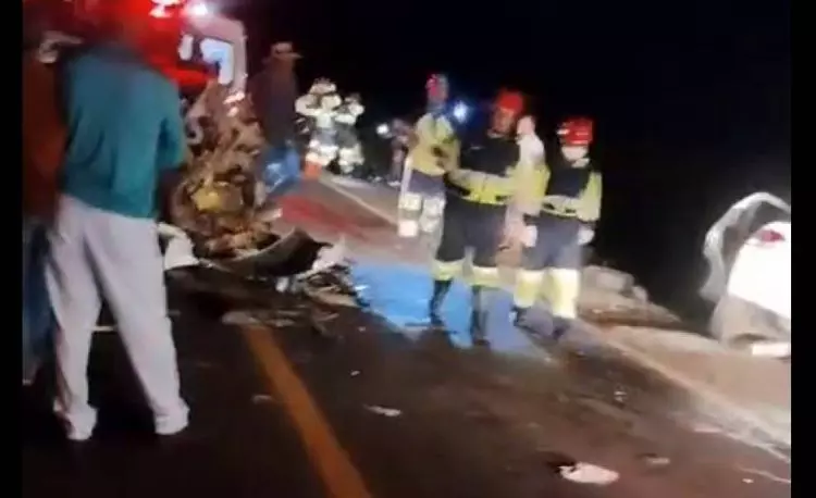 Horas após acidente com morte, mesmo trecho da BR-364 registra violenta colisão frontal