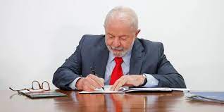 Lula derruba 18 indicações de Bolsonaro para cargos no governo e em embaixadas