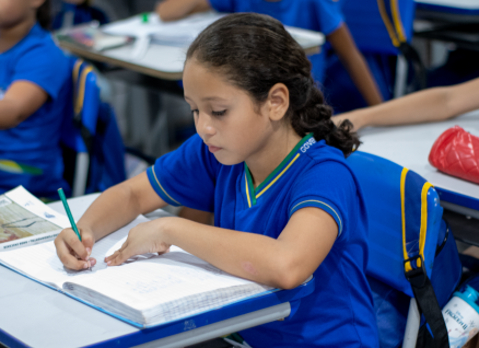 Após implantação de programa, mais de 35 mil crianças foram alfabetizadas na idade certa em Mato Grosso