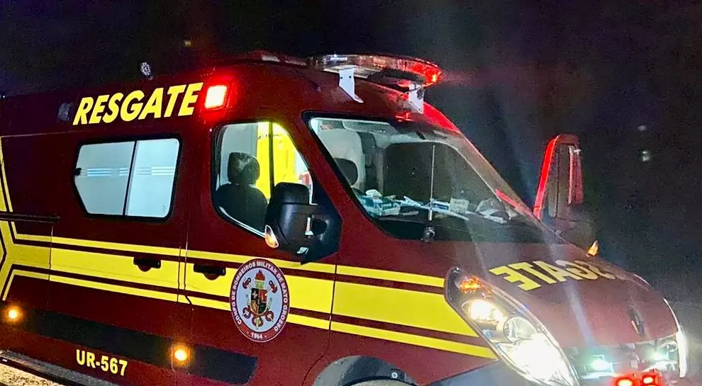 Acidente entre ônibus e corolla deixa 3 mortos na BR-070 em Aragarças