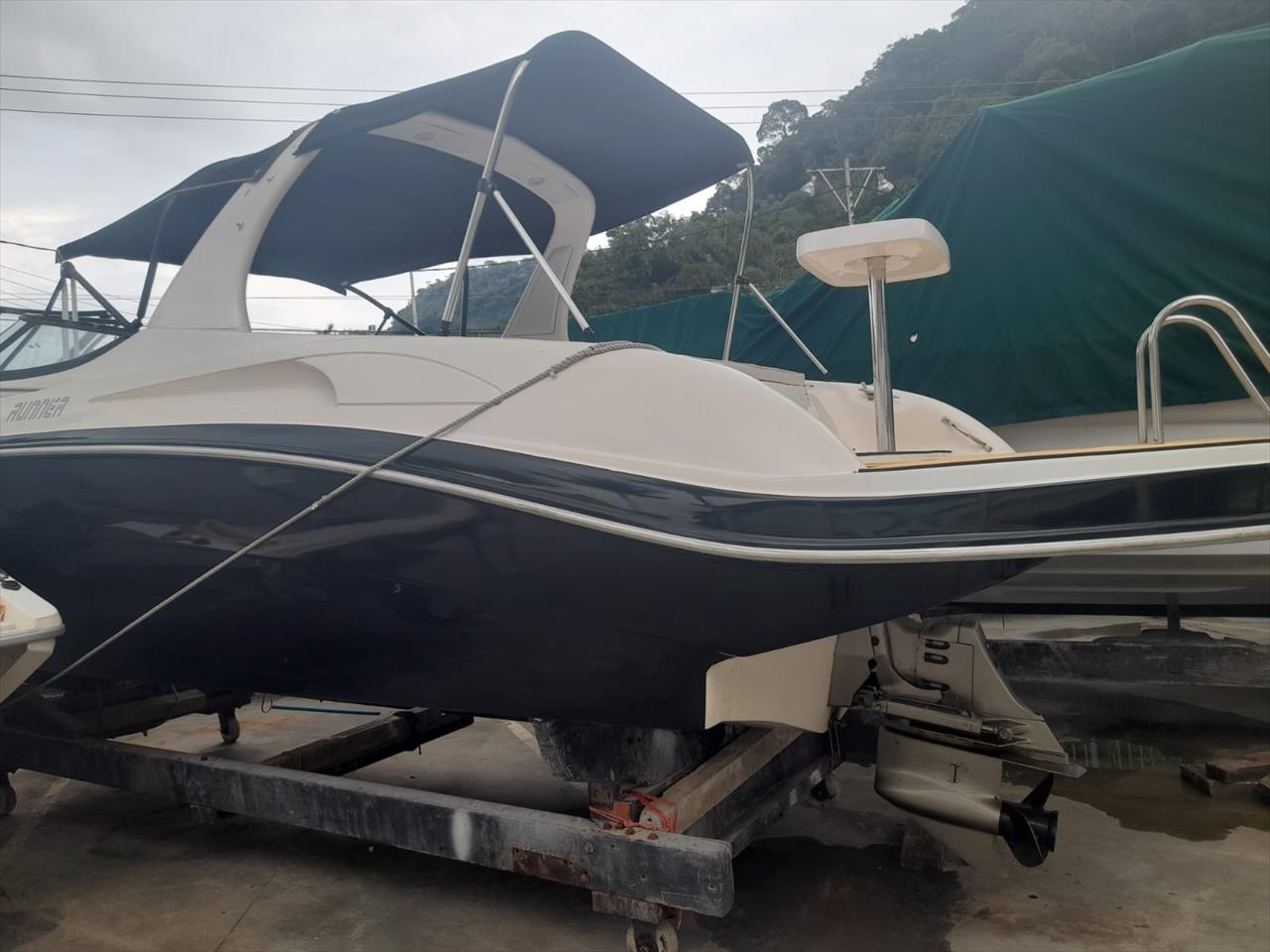 Runner 29 2008 R$220.000,00 Runner 29 2008 R$220.000,00