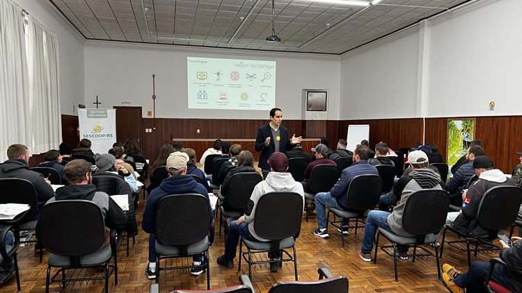 Cooperativa Vinícola Garibaldi estimula qualificação dos associados para gestão da propriedade rural