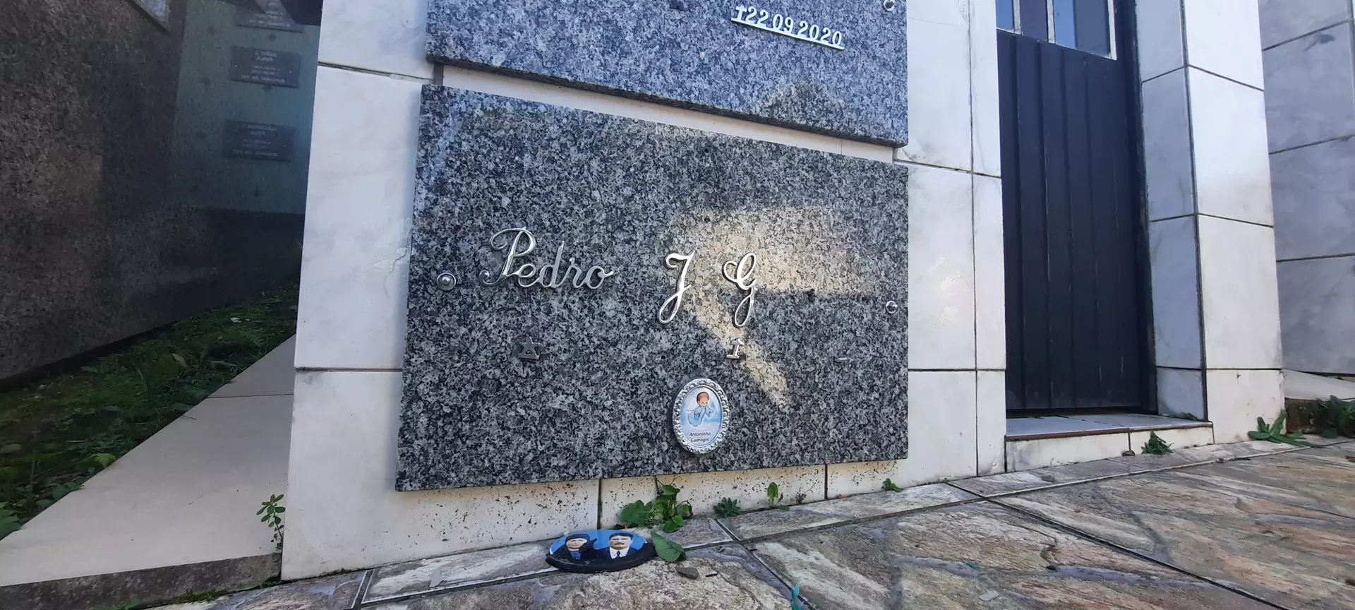 Cemitério do Cinco Alto também é alvo de vandalismo em Barbosa
