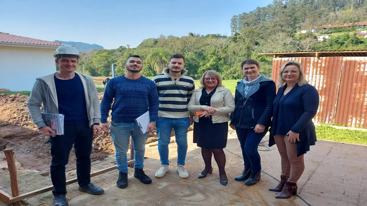 Representante do FNDE visita obra em São Vendelino