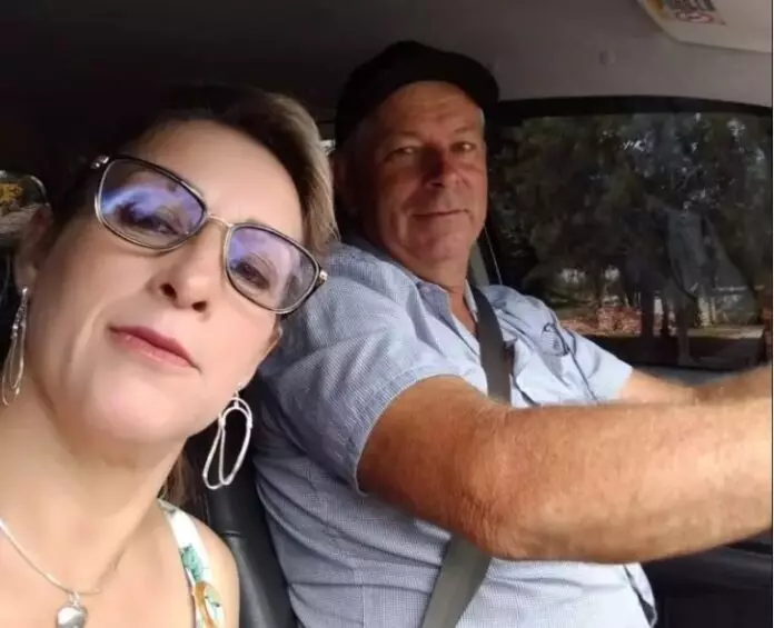 Polícia investiga caso de casal encontrado morto dentro de casa em Mafra