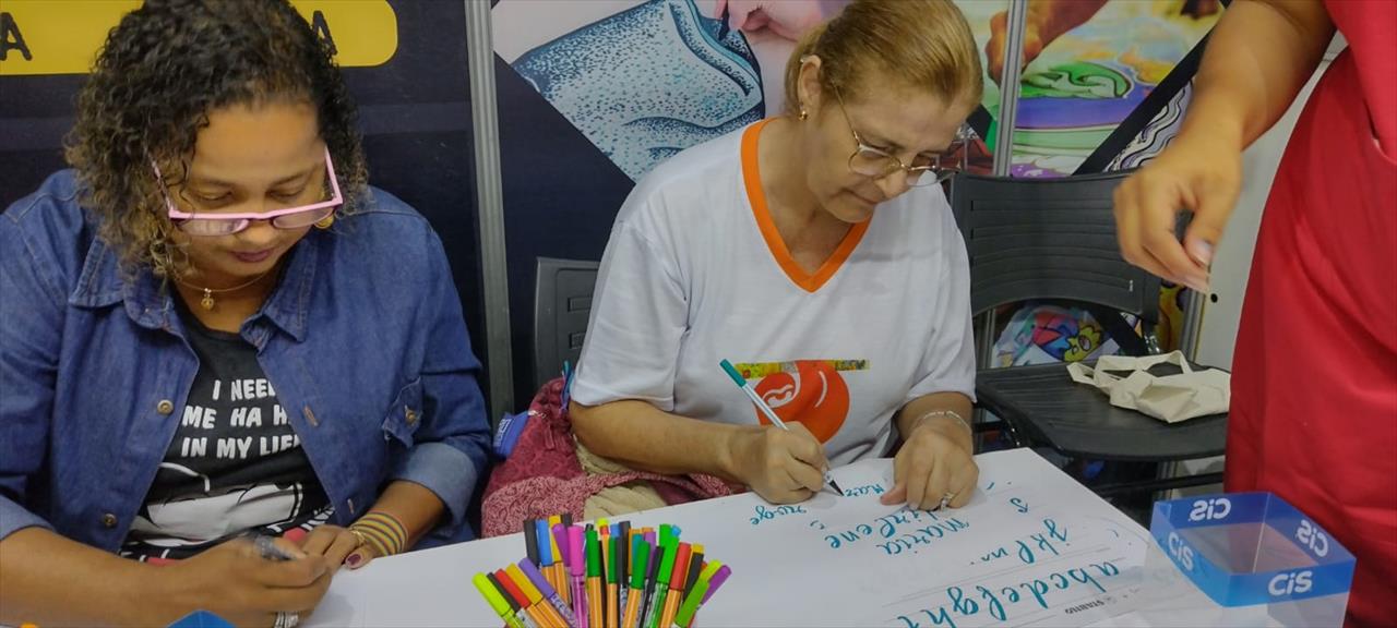 Artesãs de Barra Mansa visitam a 14ª Feira Rio Artes Manuais